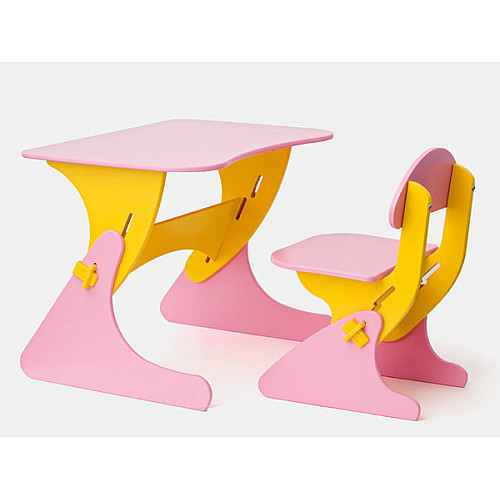 Дитячий кольоровий стілець і стіл