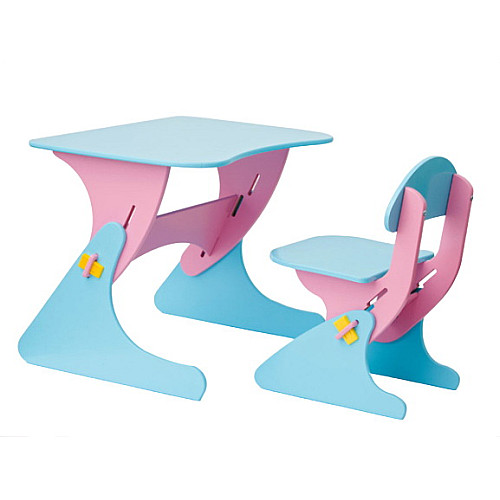 Дитячий кольоровий стілець і стіл