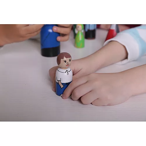 Игровой набор фигурок Семья (7 шт) от Hega Игровой набор фигурок Семья (7 шт) от Hega