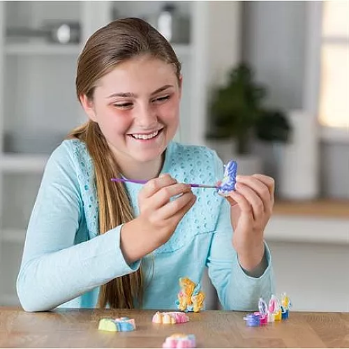 Творческий набор гипсовые магниты и брошки Единороги от 4M