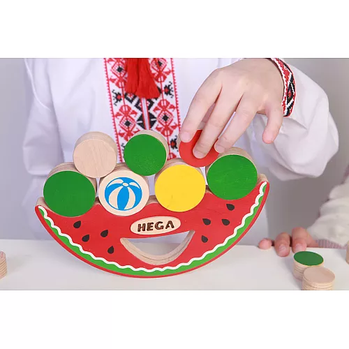 Развивающая игрушка балансир Арбуз Обжора (13 элементов) от Hega
