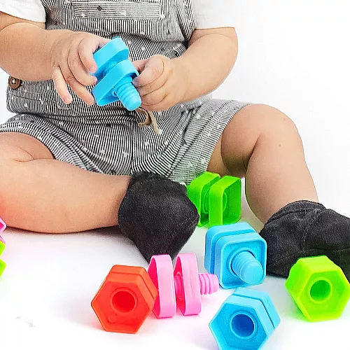 Розвиваючий набір Болти і гайки (40 шт) від RAINBOW TOYFROG Розвиваючий набір Болти і гайки (40 шт) від RAINBOW TOYFROG