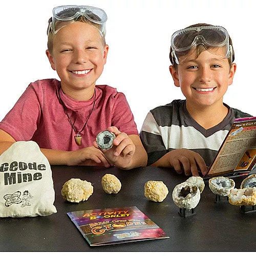Научный STEM набор Геоды (7 шт) от Discover with Dr. Cool Научный STEM набор Геоды (7 шт) от Discover with Dr. Cool