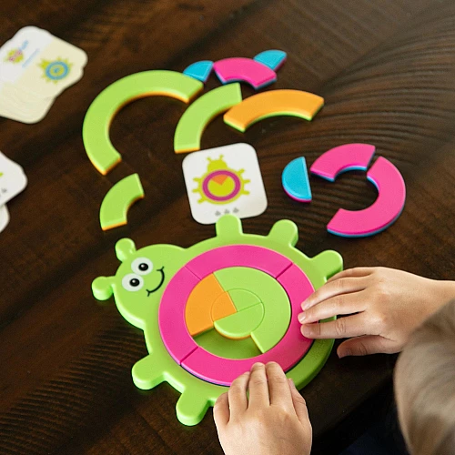 Розвиваюча гра Збери жука від Fat Brain Toys