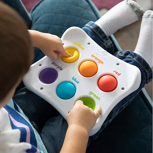 Развивающая сенсорная игрушка с цветными кнопками от Fat Brain Toys Развивающая сенсорная игрушка с цветными кнопками от Fat Brain Toys