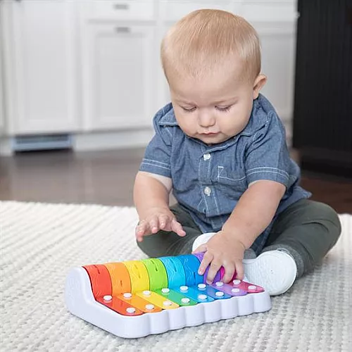 Развивающая музыкальная игрушка Ксилофон звоночки от Fat Brain Toys Развивающая музыкальная игрушка Ксилофон звоночки от Fat Brain Toys