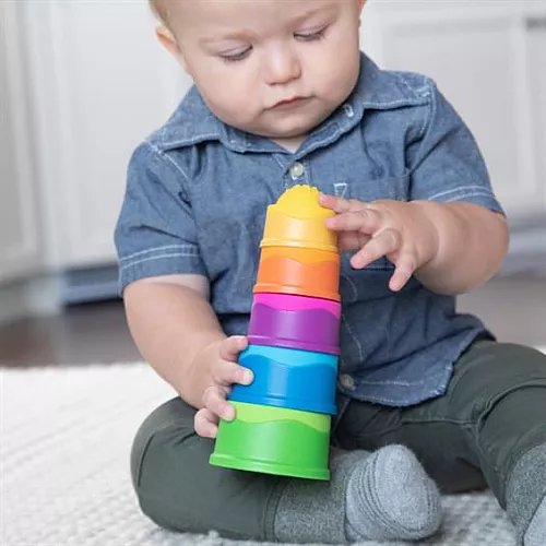 Сенсорная тактильная игрушка пирамидка Чашечки (6 шт) от Fat Brain Toys Сенсорная тактильная игрушка пирамидка Чашечки (6 шт) от Fat Brain Toys