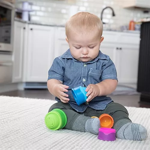 Сенсорная тактильная игрушка пирамидка Чашечки (6 шт) от Fat Brain Toys Сенсорная тактильная игрушка пирамидка Чашечки (6 шт) от Fat Brain Toys