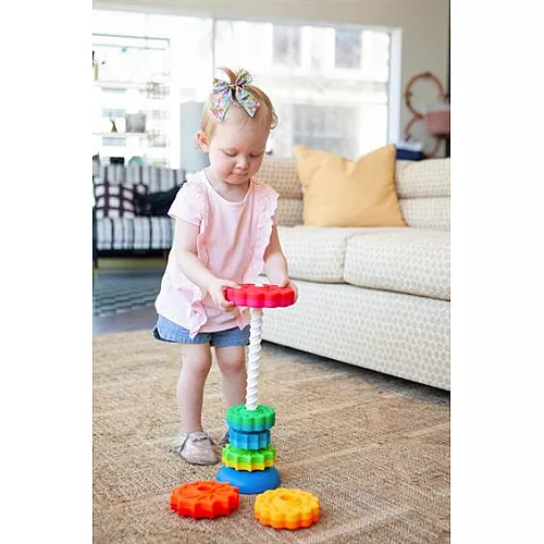 Тактильная игрушка винтовая Пирамидка от Fat Brain Toys Тактильная игрушка винтовая Пирамидка от Fat Brain Toys