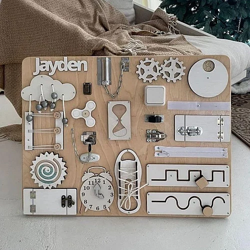 Развивающая игрушка Бизиборд 65х50 см