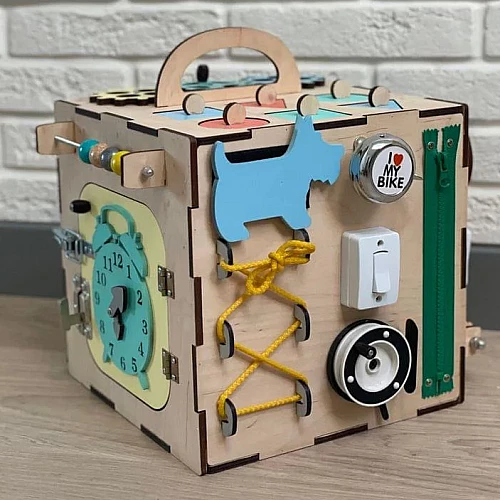 Развивающая игрушка Бизикуб 25х25 см