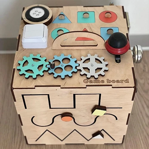 Развивающая игрушка Бизикуб 30х30 см