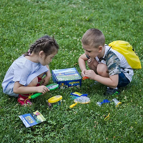 Развивающий STEM набор для изучения насекомых (20 предметов) от Kidz Xplore Развивающий STEM набор для изучения насекомых (20 предметов) от Kidz Xplore