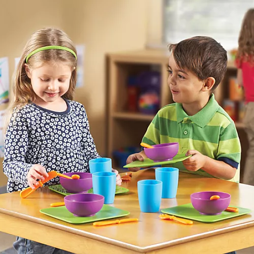 Набор посуды (24 шт) от Learning Resources Набор посуды (24 шт) от Learning Resources