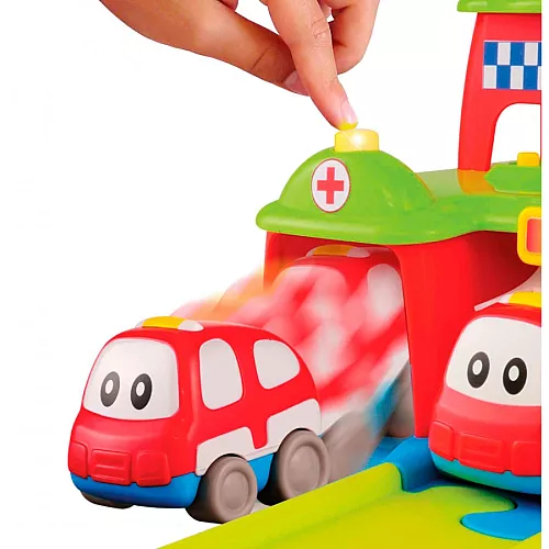 Розвиваючий інтерактивний набір Міні гараж від Miniland