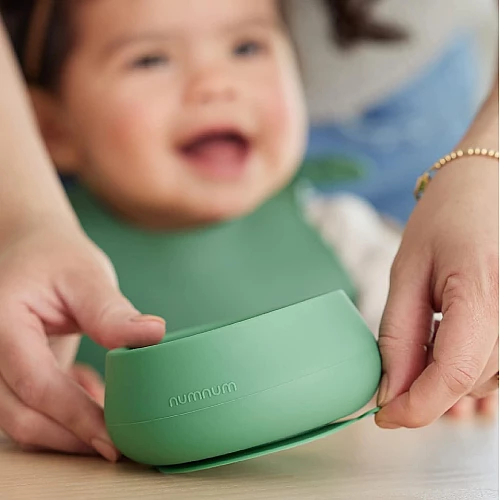 Набір для годування Миска та 2 ложки від NumNum