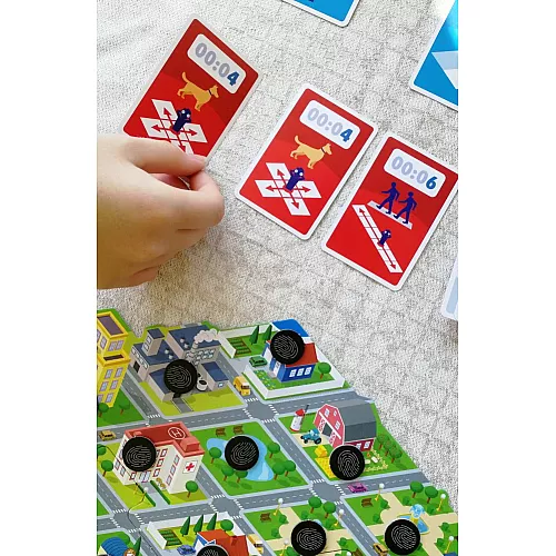 Настільна гра Школа шпигунів (для 2-4 гравців) від Tactic Настільна гра Школа шпигунів (для 2-4 гравців) від Tactic
