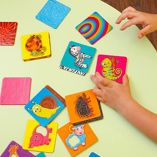 Розвиваюча гра з картками Чий бочок?