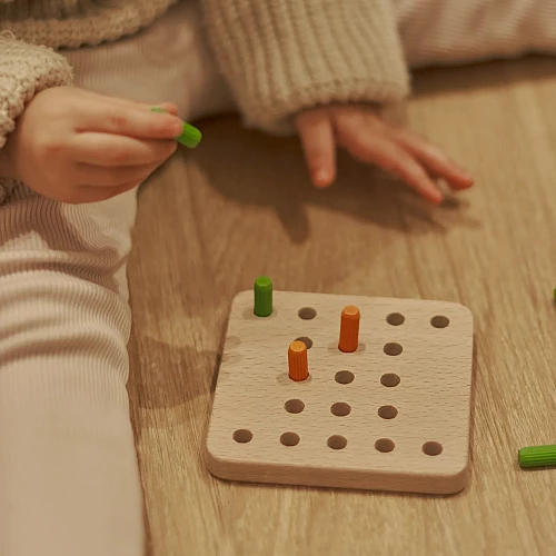 Деревянная настольная игра Крестики-нолики (2 игрока) Деревянная настольная игра Крестики-нолики (2 игрока)