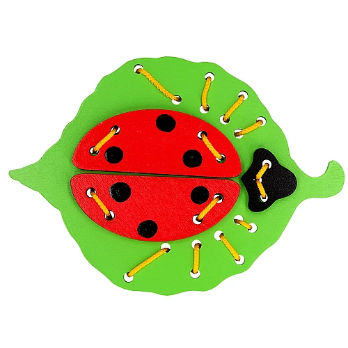 Развивающая игрушка шнуровка Божья коровка