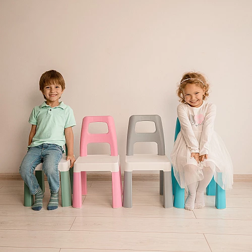 Стульчик пластиковый