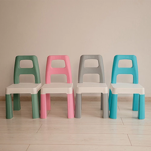 Стульчик пластиковый