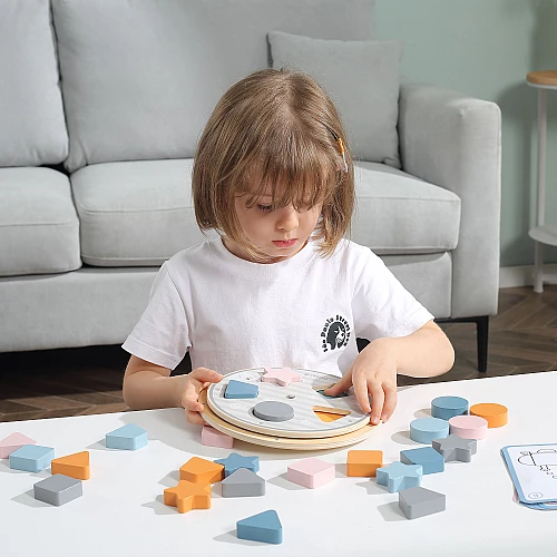 Розвиваюча іграшка сортер Фігури від Viga Toys