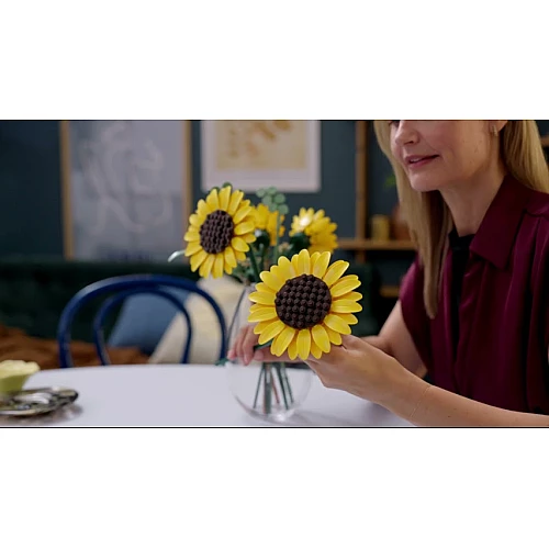 Конструктор Букет соняшників (686 деталей) від LEGO