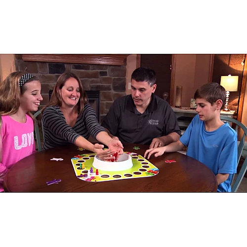 Настольная игра Элиас с кубиками (для 3-8 игроков) от Tactic