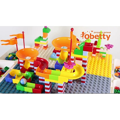 Багатофункціональний дитячий столик зі стільцем та конструктором (300 елементи)