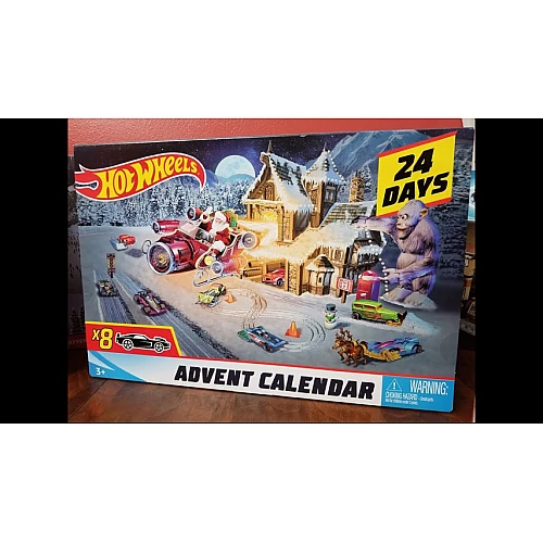 Рождественский адвент календарь Гонки от Hot Wheels
