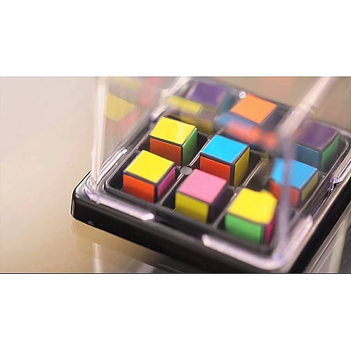 Настольная игра головоломка Цветные пятнашки